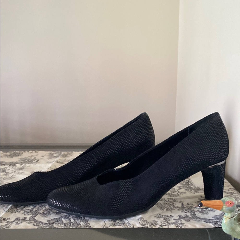 Elegant Black Women's Heels